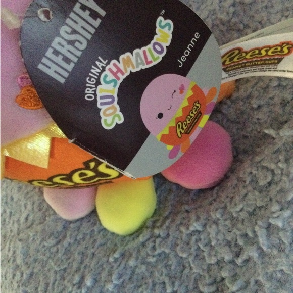 Limited addition candy squishmallow - Picture 4 of 4